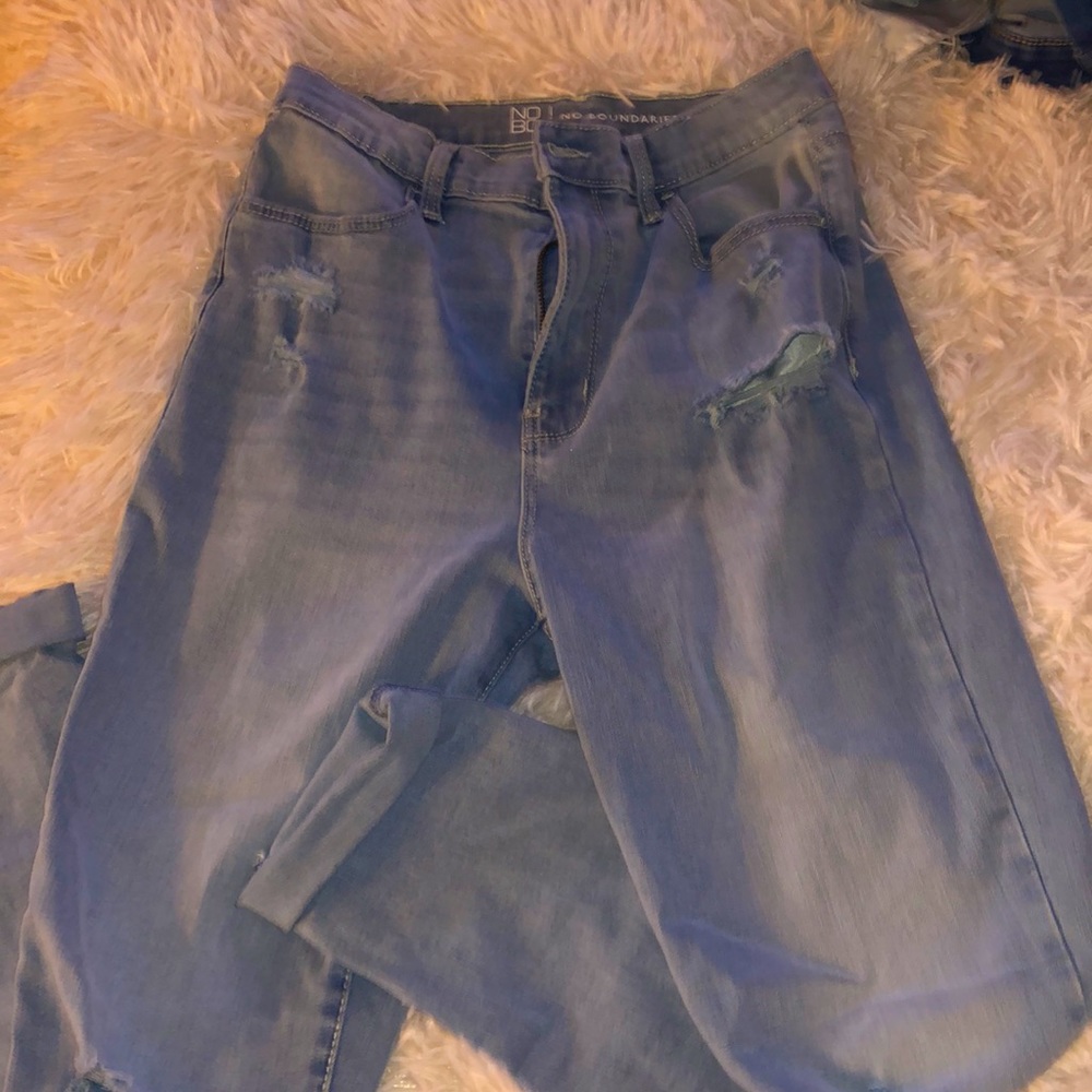 No boundaries jeans